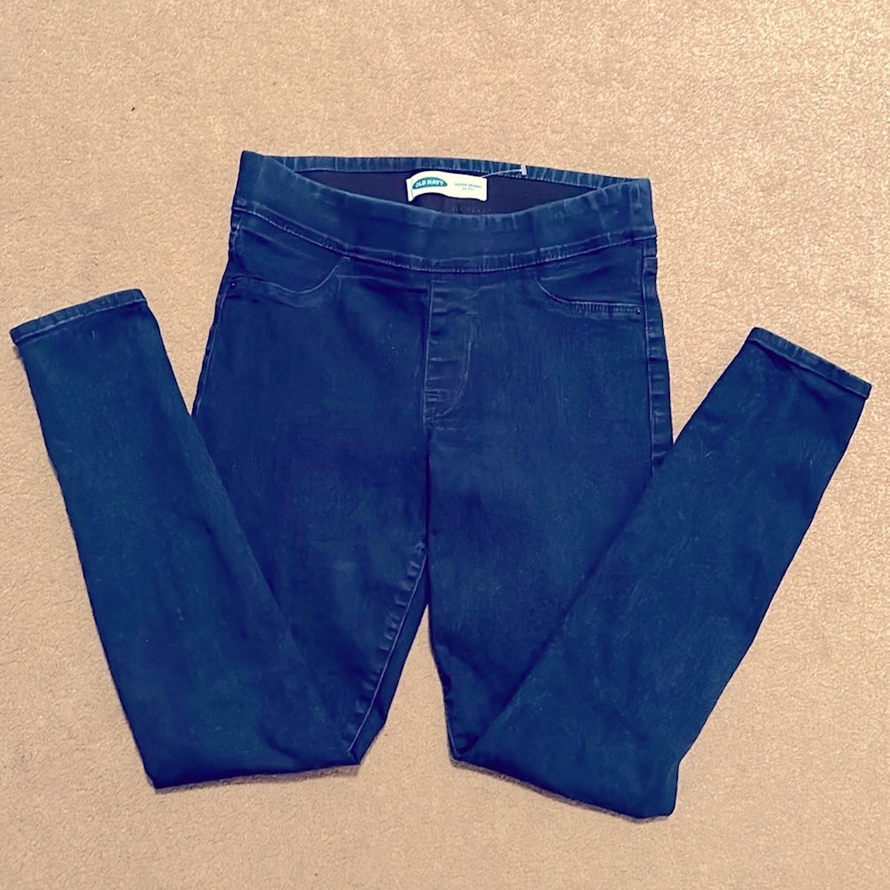 👖NWOT Old Navy Super Skinny Mid Rise Dark Denim Skinny Jeans Size 8